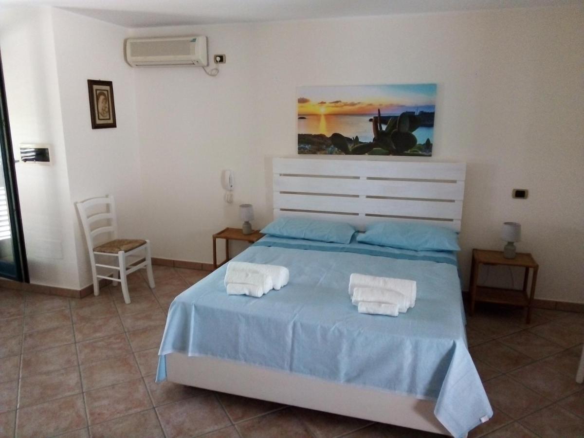 Apartament Attico Matine Specchia Zewnętrze zdjęcie