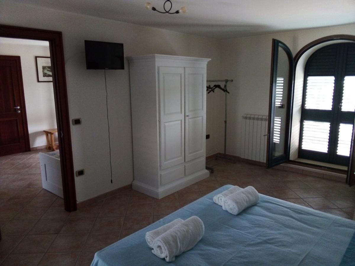 Apartament Attico Matine Specchia Zewnętrze zdjęcie