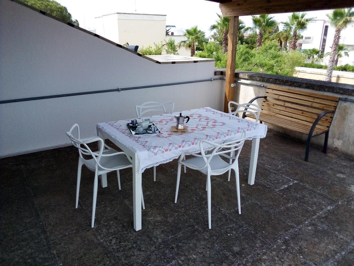 Apartament Attico Matine Specchia Zewnętrze zdjęcie